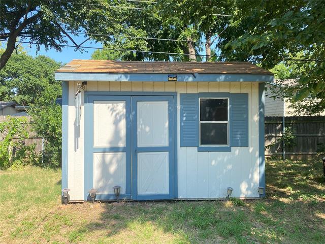 Building Photo - 2711 Olympia Dr