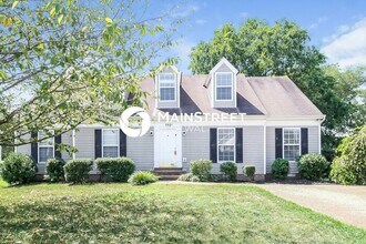 Building Photo - 4 Bedroom Pet-Friendly Home in Spring Hill...