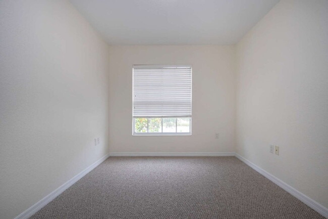 Building Photo - 7117 Strand Cir