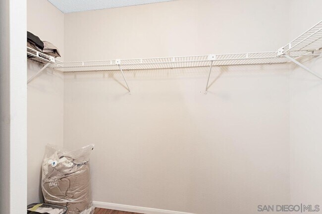 Building Photo - 7455 Charmant Dr
