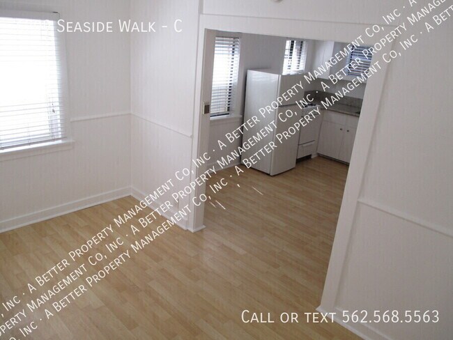 Building Photo - 6209 E Seaside Walk