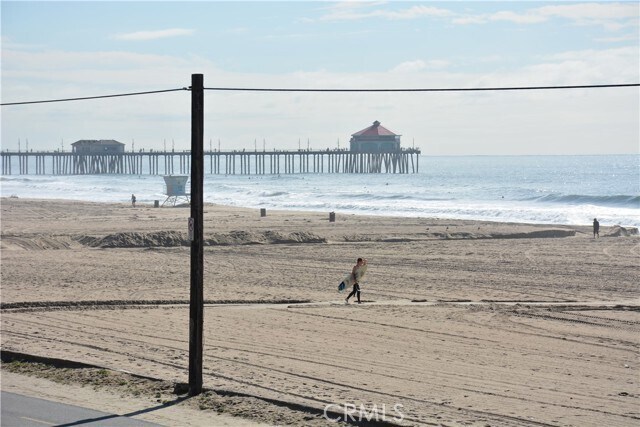 Building Photo - 711 Pacific Coast Hwy