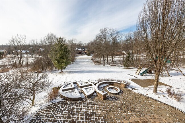 Building Photo - 4025 Meadowvale Ct