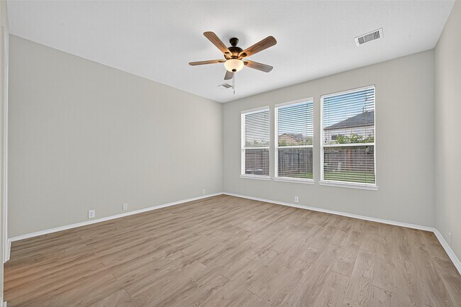 Building Photo - 25311 Mallard Bay Ln