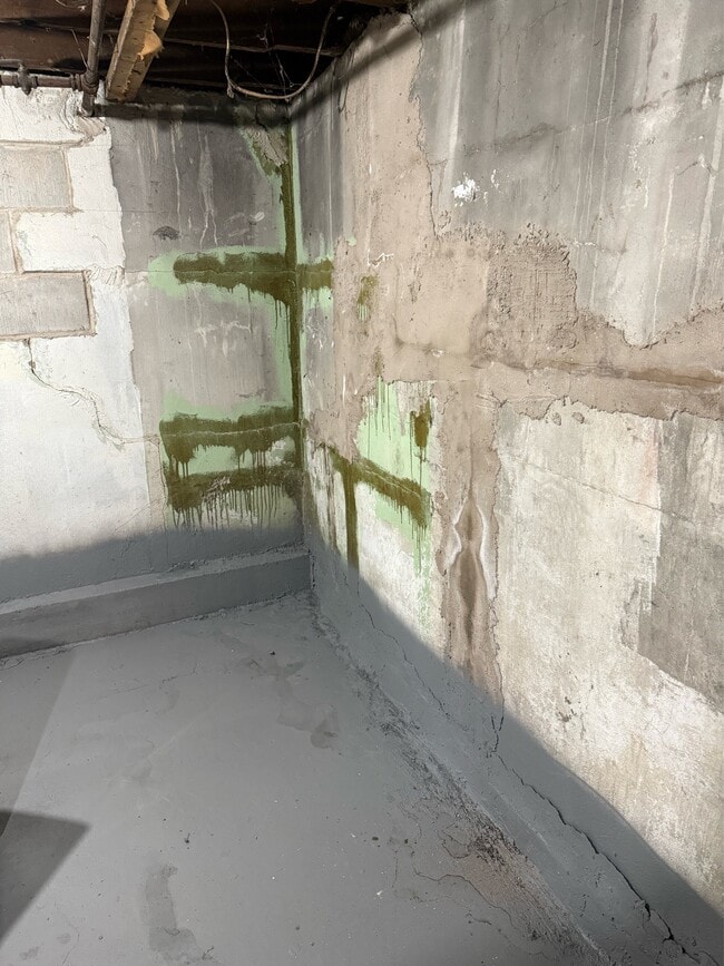 Building Photo - 1408 Ashmun St