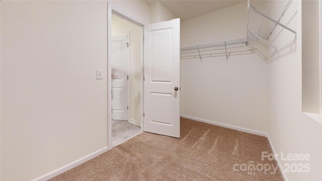 Building Photo - 2888 Yeager Dr NW