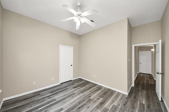 Building Photo - 22035 Emerald Run Ln