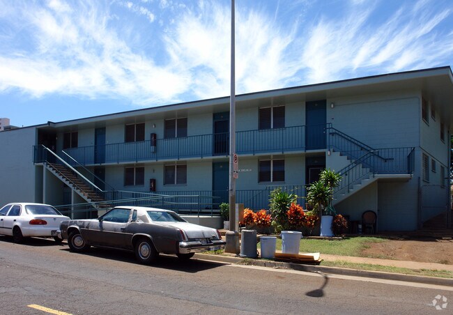Building Photo - 827 Waiaka Rd