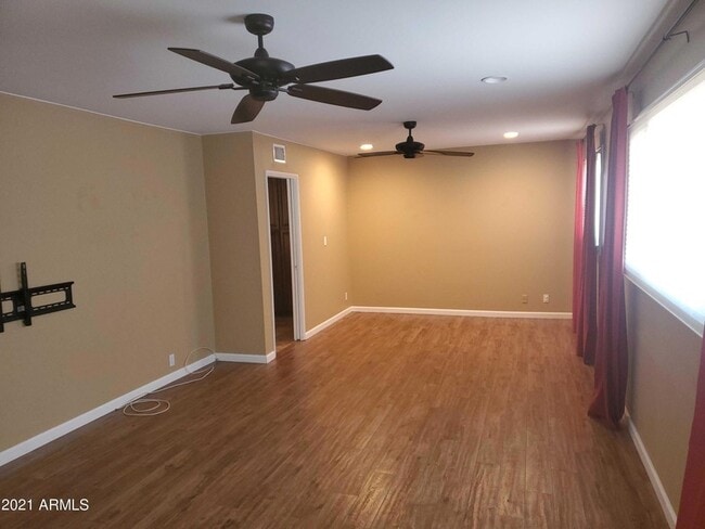 Building Photo - 5332 N 82nd St