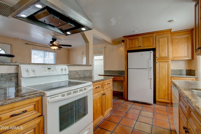 Building Photo - 4491 N 21st St