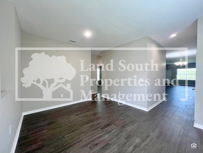 Building Photo - 3419 Cup Drive