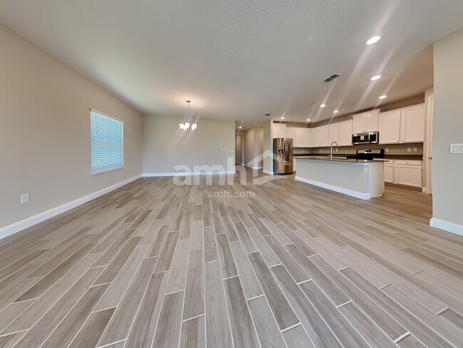 Building Photo - 87 Cobalt Ln