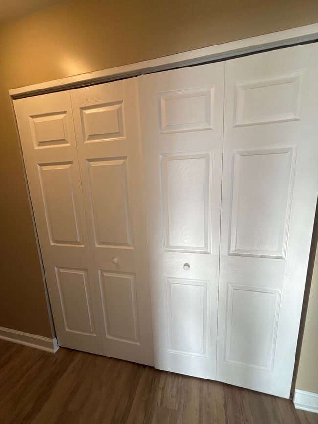 Building Photo - 2 Bedroom in Lancaster!