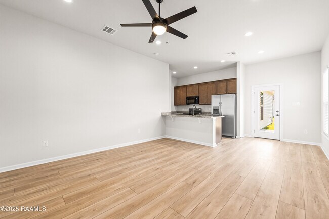 Building Photo - 314 Dunwoody Ct