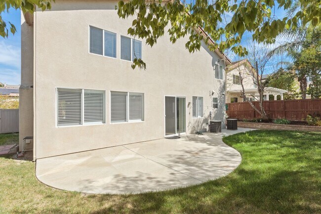 Building Photo - 26523 Starling Ct