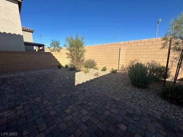 Building Photo - 8442 Cabirolera Ave