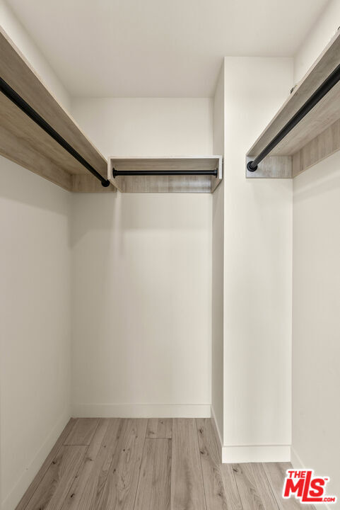 Building Photo - 1021 N Ogden Dr