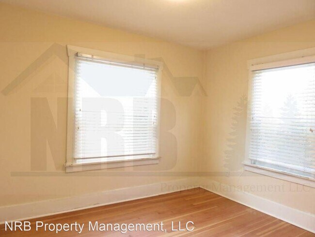Building Photo - 3 br, 1 bath House - 1013 S Lawrence St