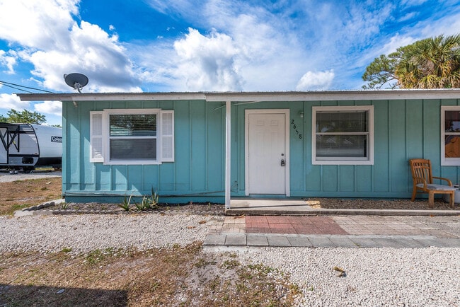 Building Photo - 2658 SE Amherst St