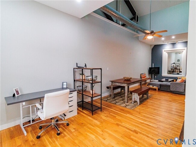 Building Photo - 209 N 19th St