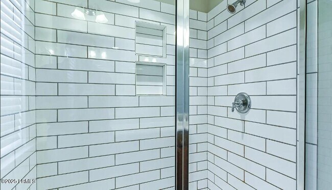 Building Photo - 309 Cockle Ln