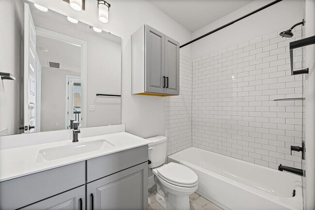 Building Photo - 5806 Rangeland Rd