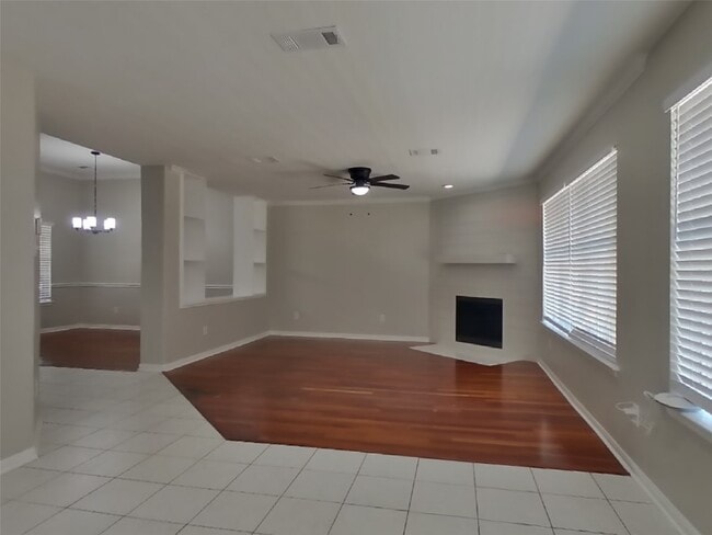 Building Photo - 46 Shimmer Pond Pl