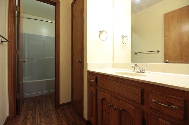 Building Photo - 205 Farmer Rd