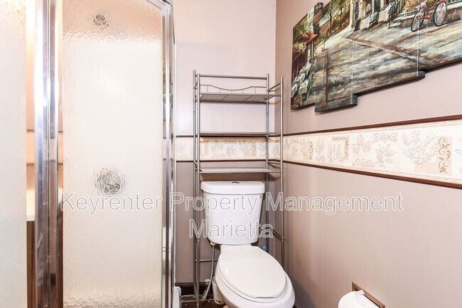 Building Photo - 1312 Brandl Dr SW