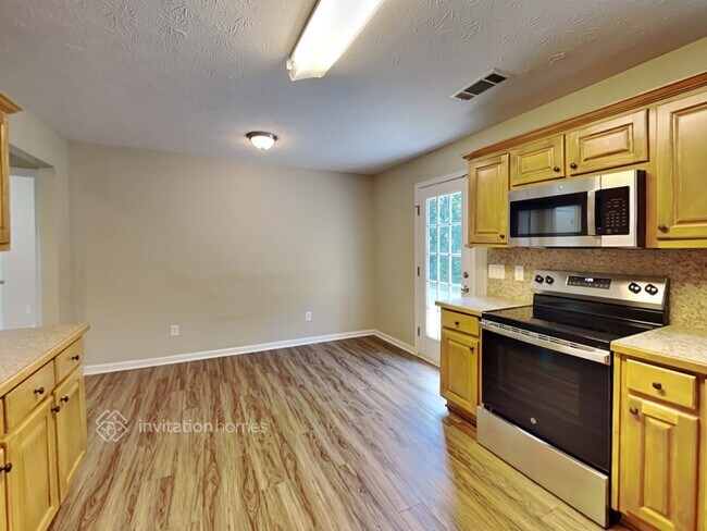 Building Photo - 125 Dianne Trail