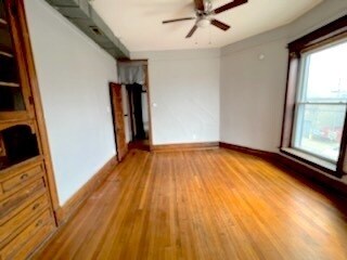 Building Photo - 4159 S Western Ave