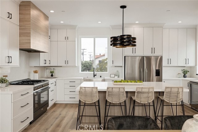 Primary Photo - 201 S Juanita Ave