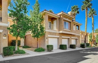 Building Photo - 251 S Green Valley Pkwy