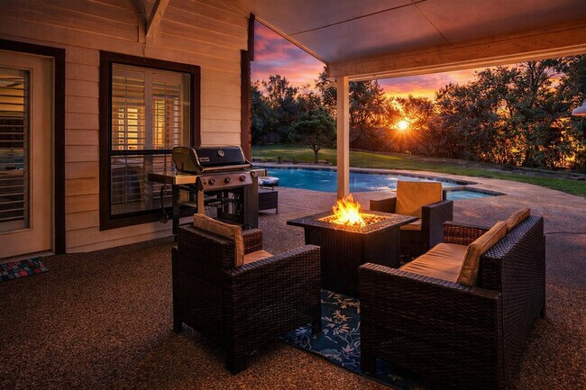 Building Photo - 3601 Medford Ct