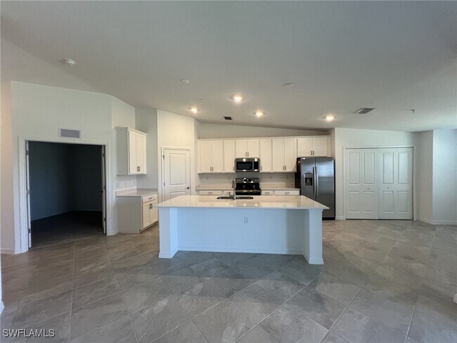 Building Photo - 5454 Double Eagle Cir