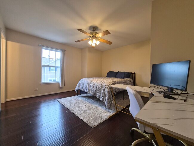 Building Photo - 2337 Hudson Cir