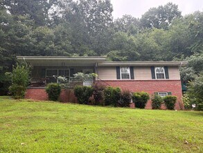 Building Photo - 148 Old Chattanooga Ln
