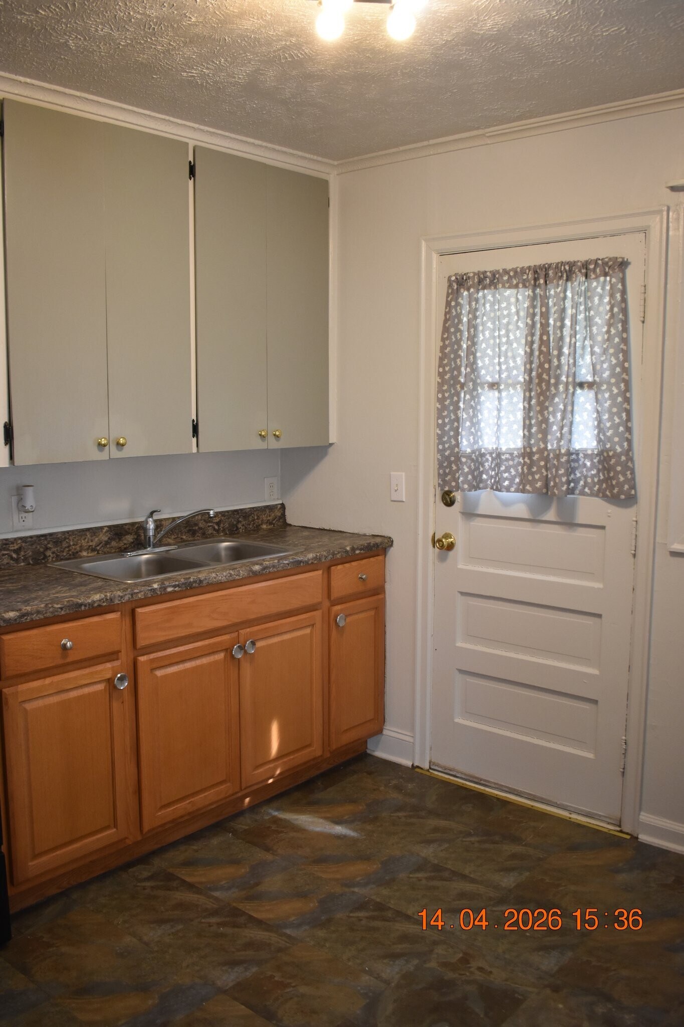 Building Photo - 5705 Fontenelle Blvd