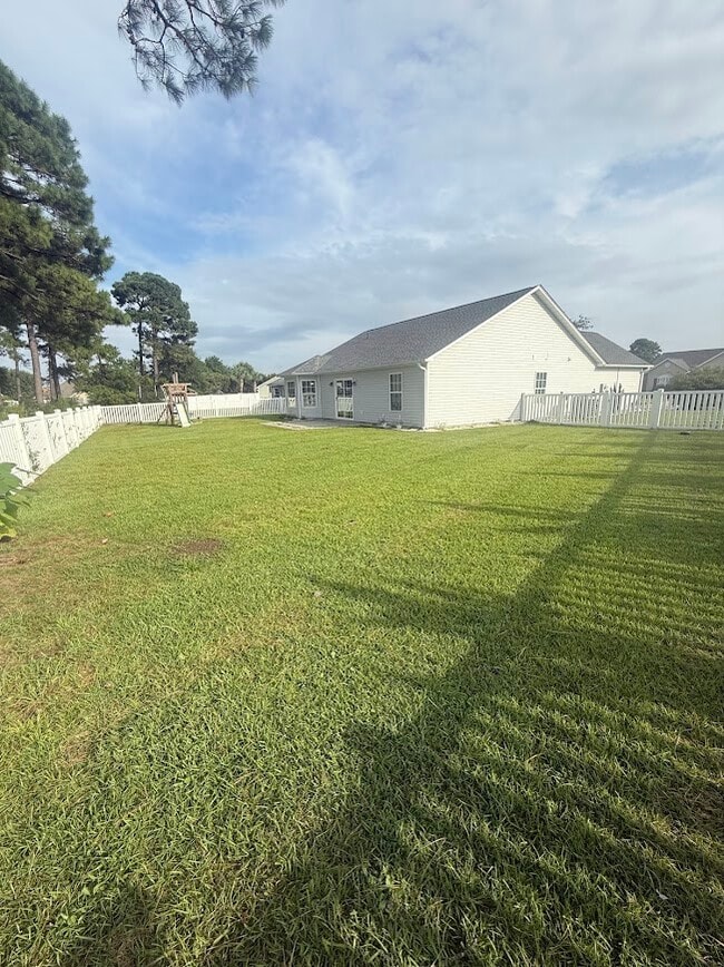 Building Photo - 112 Centennial Cir