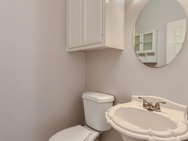 Building Photo - 16104 Fritsch Cove