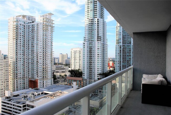 Building Photo - 50 Biscayne Blvd