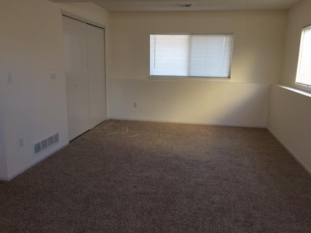 Building Photo - 3 Bedroom 2 bath in Highlands Ranch