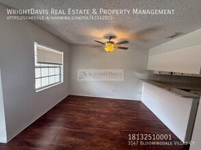 Building Photo - 3147 Bloomingdale Villas Ct