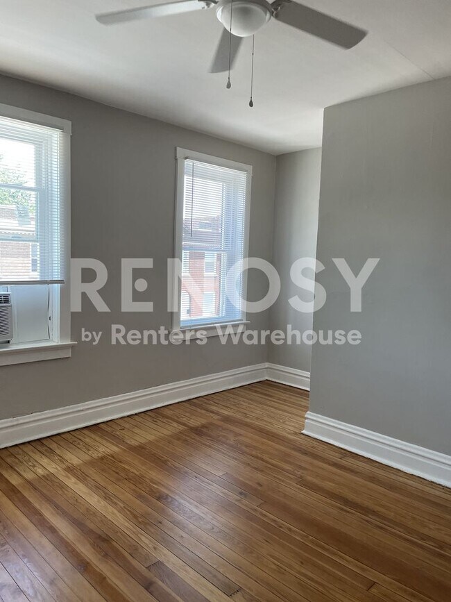 Building Photo - One bed one bath apartment in great neighborhood  - move in ready!