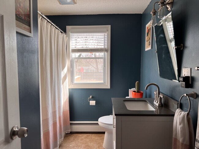 Building Photo - 215 Barbour Rd