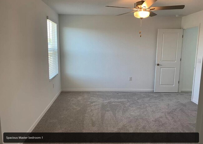 Building Photo - Stunning 4 Bedroom, 3 Bathroom House! Available Now!
