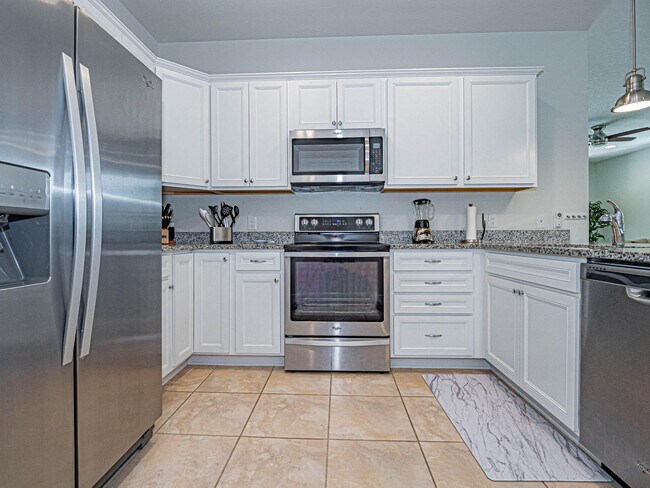 Building Photo - 5163 Longhorn Dr