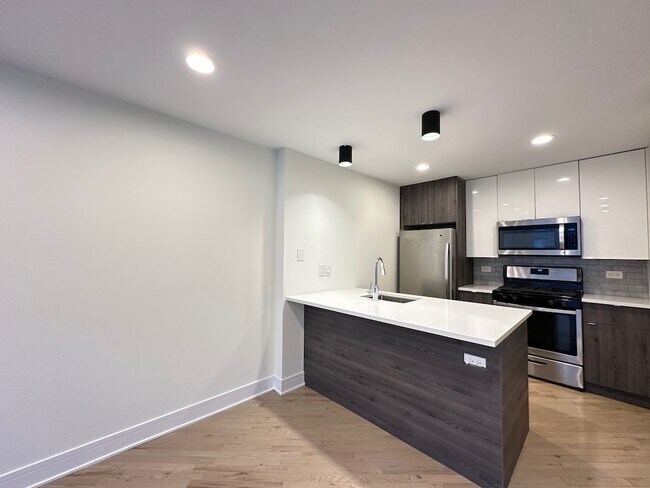 Building Photo - 959 W Grace St