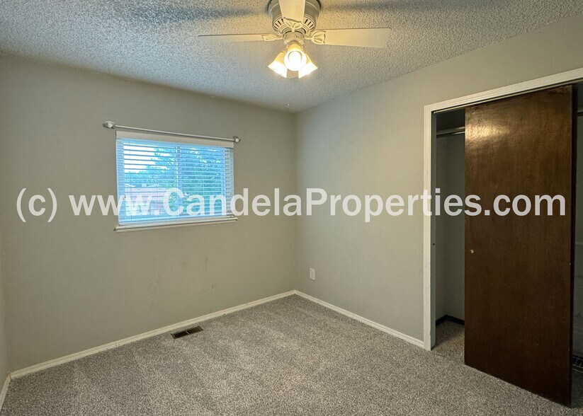 Building Photo - 8038 Horizon Dr