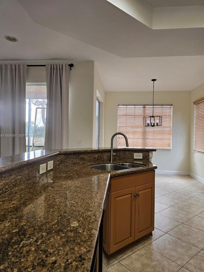 Building Photo - 8255 NW 128th Ln